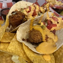 BLT tacos with Crispy Chicken BLT tacos with Crispy Chicken