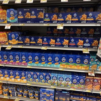 Harris Teeter - Land of 100 different mac & cheese - Grocery Near Me - Bethesda, Maryland Harris Teeter - Land of 100 different mac & cheese - Grocery Near Me - Bethesda, Maryland