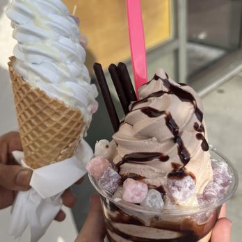 CREAM Soft Serve Bar - Otaro Cone & I'm In Love With The Cocoa In A Cup - Desserts Near Me - Kent, Washington