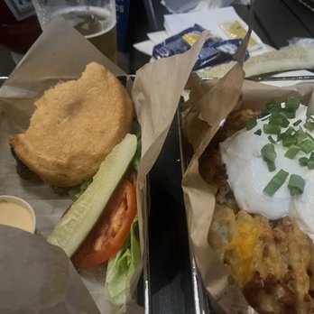 Tapa Bar - Wrong burger - Wine Bars Near Me - Honolulu, Hawaii Tapa Bar - Wrong burger - Wine Bars Near Me - Honolulu, Hawaii