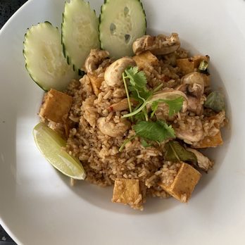Moom 48 Thai - Tom yum fried rice w/ fried tofu - Asian Fusion Near Me - Pasadena, California
