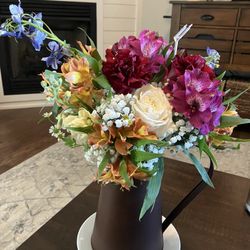 Cassidy Flower - Spring Mix