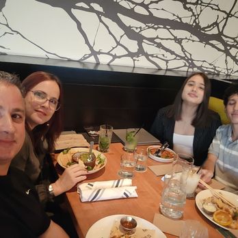 Moxies Courtney Park Restaurant - Canadian (New) Near Me - Mississauga, Ontario