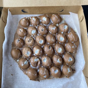 Ball Ball Waffle - Chocolate with condensed milk topping - Hong Kong Style Cafe Near Me - Cleveland, Ohio