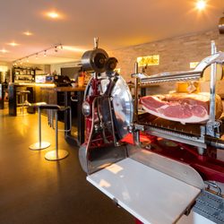 Savi im Hof - Frisch von der Berkel