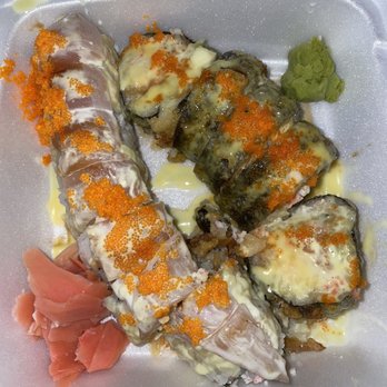 Umi Sushi - 2 different sushi's in one box! It's very unpleasant looking! - Sushi Bars Near Me - Modesto, California Umi Sushi - 2 different sushi's in one box! It's very unpleasant looking! - Sushi Bars Near Me - Modesto, California