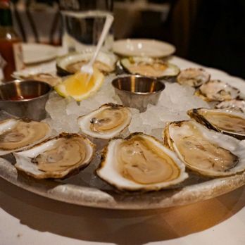 Old Ebbitt Grill - Oyster Happy Hour: Harpswell Flat, Kusshi, Northern Belle, Pemaquid - Bars Near Me - Washington, DC, District of Columbia Old Ebbitt Grill - Oyster Happy Hour: Harpswell Flat, Kusshi, Northern Belle, Pemaquid - Bars Near Me - Washington, DC, District of Columbia