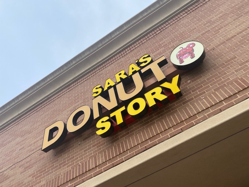 Sara’s Donut Story Logo