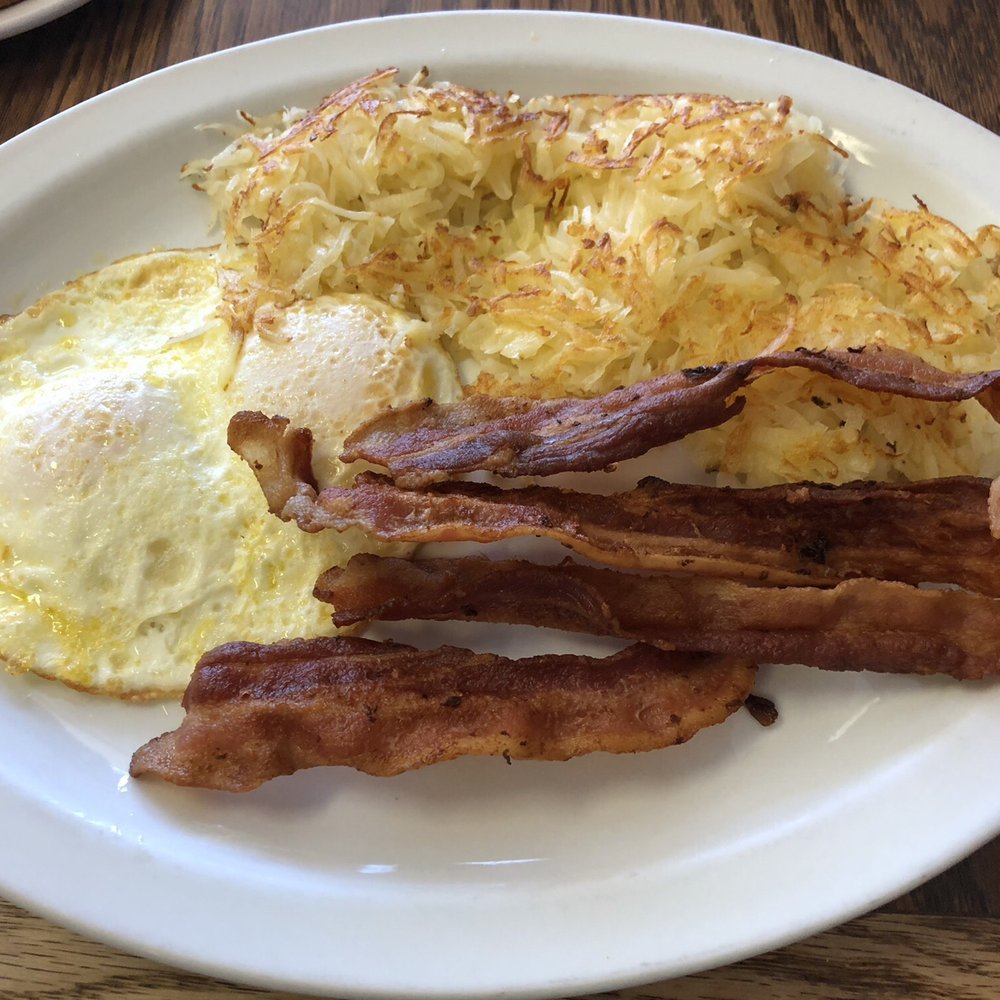 Cully's Restaurant - 2-egg breakfast - Breakfast & Brunch Near Me - Poway, California