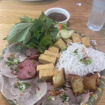 Saigon 512 - Bun Dau Mam Tom - Vietnamese Near Me - Round Rock, Texas Saigon 512 - Bun Dau Mam Tom - Vietnamese Near Me - Round Rock, Texas
