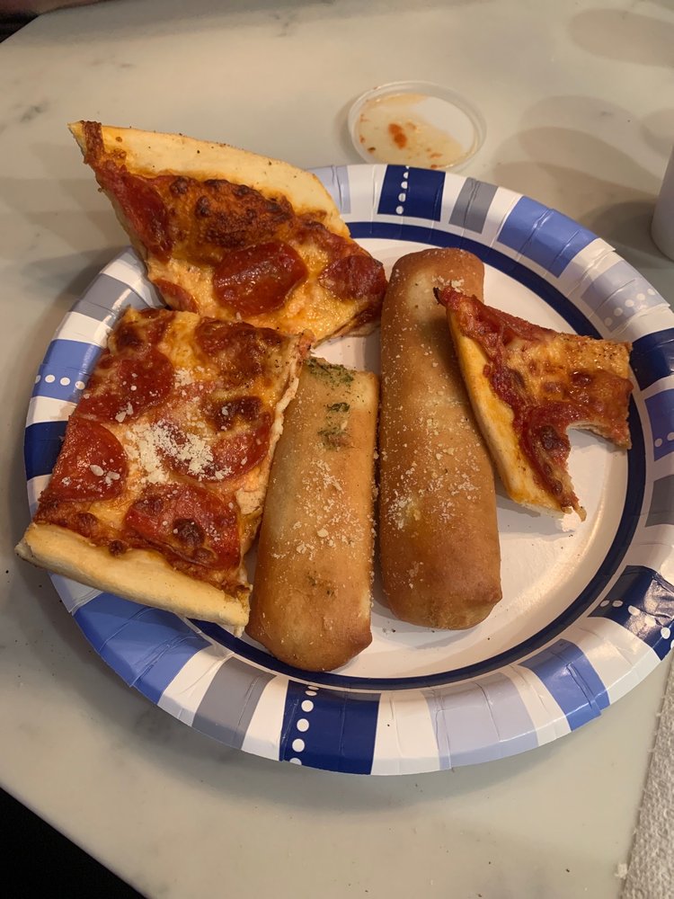 GH PIZZA’S Updated August 2024 12 Reviews 2113 Bloomingdale Rd