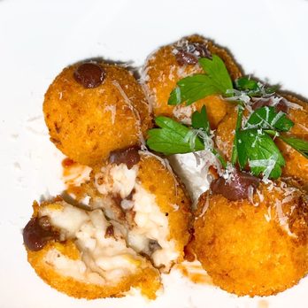 Balvanera - Croquetas de Coliflor - Argentine Near Me - New York, New York Balvanera - Croquetas de Coliflor - Argentine Near Me - New York, New York