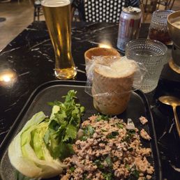 larb gai larb gai