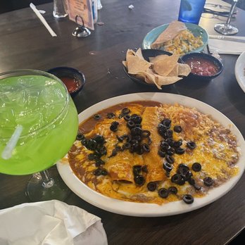 Green Onion - Don't judge my olives. This food was amazing!!! And so was the service. - Desserts Near Me - Moreno Valley, California