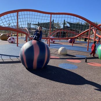 Fox Hill Park - Parks Near Me - Las Vegas, Nevada