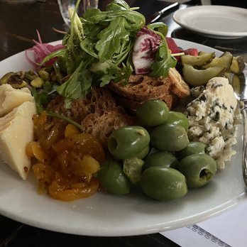The Whistling Swan - Cheese plate appetizer - wonderful! - Hotels Near Me - Fish Creek, Wisconsin