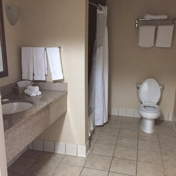 Holiday Inn Stevens Point - Convention Ctr - Family Suite - Bathroom - Hotels Near Me - Stevens Point, Wisconsin Holiday Inn Stevens Point - Convention Ctr - Family Suite - Bathroom - Hotels Near Me - Stevens Point, Wisconsin