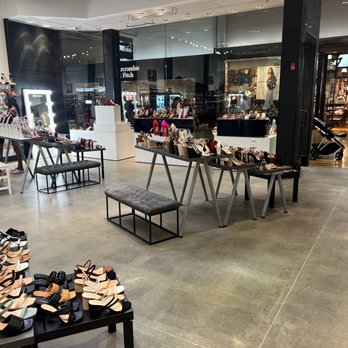 Omz Shoes - Shoe Stores Near Me - Ontario, California Omz Shoes - Shoe Stores Near Me - Ontario, California