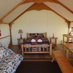 Howling Wolf Resort - Howling Wolf Resort Cottage