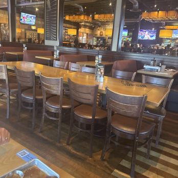 BJ's Restaurant & Brewhouse - Dining Room - New American Near Me - Stockton, California BJ's Restaurant & Brewhouse - Dining Room - New American Near Me - Stockton, California
