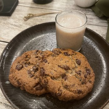 Small Barn - Warm chocolate chip cookies - New American Near Me - Temecula, California Small Barn - Warm chocolate chip cookies - New American Near Me - Temecula, California