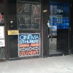 Peep Show - Still open !!
