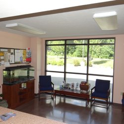 World Wide Automotive Service - Customer waiting area