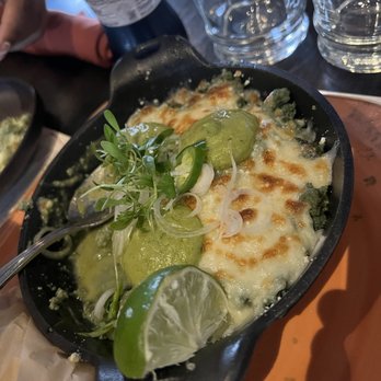 Descanso - Choriqueso Verde - Mexican Near Me - Costa Mesa, California