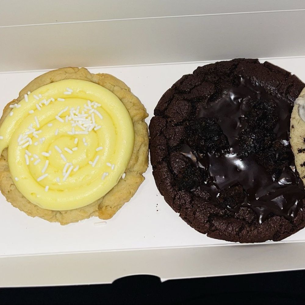 Crumbl - Green Valley - Bakeries Near Me - Henderson, Nevada Crumbl - Green Valley - Bakeries Near Me - Henderson, Nevada
