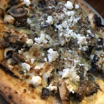 Rigo - Funghi pizza - Spanish Near Me - Honolulu, Hawaii Rigo - Funghi pizza - Spanish Near Me - Honolulu, Hawaii