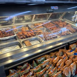 Big Stop Market - Hot food display 04/01/2024