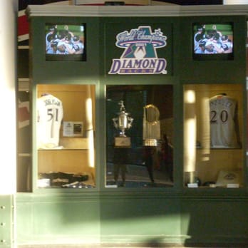 Chase Field - a historic plaque with Randy Johnson and Luis Gonzalez - Stadiums & Arenas Near Me - Phoenix, Arizona