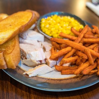 Bandana's BBQ - Cape Girardeau - a plate of food - Barbeque Near Me - Cape Girardeau, Missouri Bandana's BBQ - Cape Girardeau - a plate of food - Barbeque Near Me - Cape Girardeau, Missouri