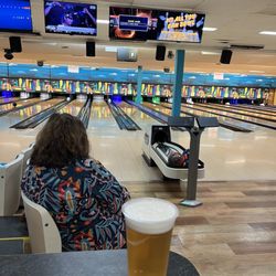Strike & Spare Family Fun Center - Nashville - Donelson Plaza Bowling