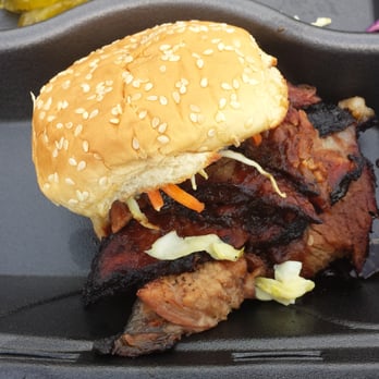 La23 Bbq - Brisket sandwich - Barbeque Near Me - Belle Chasse, Louisiana La23 Bbq - Brisket sandwich - Barbeque Near Me - Belle Chasse, Louisiana