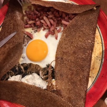 Corentin - Mushrooms, bacon and an egg - Creperies Near Me - Nice, 06 Corentin - Mushrooms, bacon and an egg - Creperies Near Me - Nice, 06