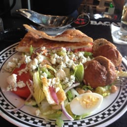Anthony's Classic Italian Salad