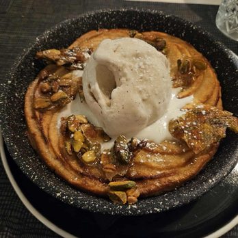 Ringside Restaurant - Tarte tatin - Seafood Near Me - Sarasota, Florida Ringside Restaurant - Tarte tatin - Seafood Near Me - Sarasota, Florida