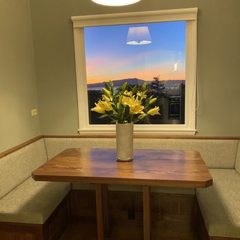 Berkeley Mills - Kitchen nook banquette and trestle table custom designed by Berkeley Mills - Furniture Stores Near Me - Berkeley, California
