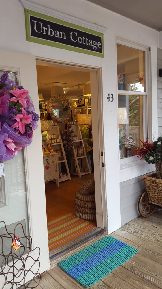 URBAN COTTAGE Updated September 2024 11 Photos & 11 Reviews 1169