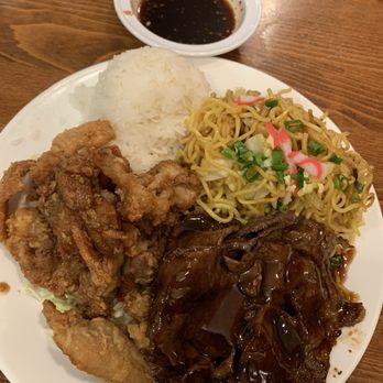 Tanaka Saimin - Crispy Shoyu Chicken and Teri Beef Combo - Japanese Near Me - Honolulu, Hawaii