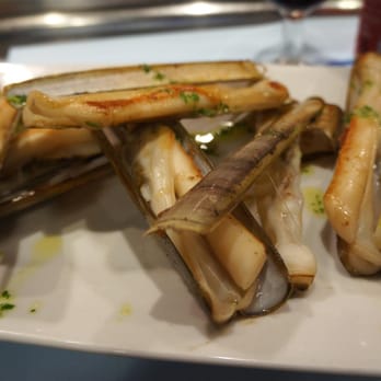 Bar Central - razor clams - Mediterranean Near Me - Barcelona, B Bar Central - razor clams - Mediterranean Near Me - Barcelona, B