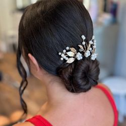Fedora Lounge Boutique Salon