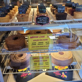 Pownd Cakes by Jen - Variety of flavors - Bakeries Near Me - Norfolk, Virginia Pownd Cakes by Jen - Variety of flavors - Bakeries Near Me - Norfolk, Virginia