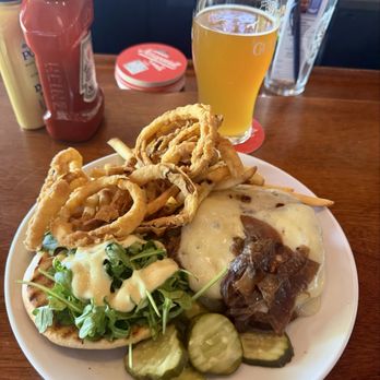 O'Hara's Food & Spirits - My hamburger - American Near Me - Newton, Massachusetts