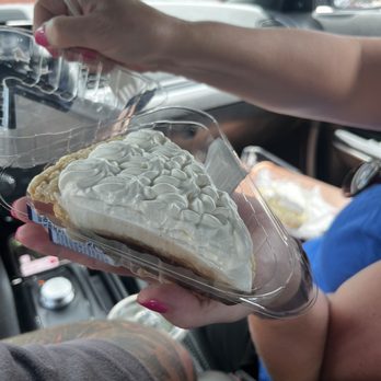 Ted's Bakery - Bakeries Near Me - Haleiwa, Hawaii