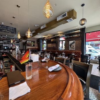 Il Divino - Italian Near Me - New York, New York Il Divino - Italian Near Me - New York, New York