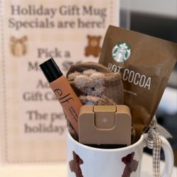 Vita Bella Aesthetics - Holiday Mug Gift Set