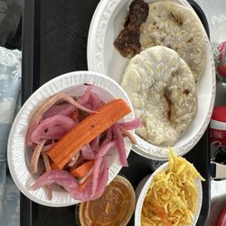 Pupusas Olocuilta - Pupusas de arroz  Frijol y queso
