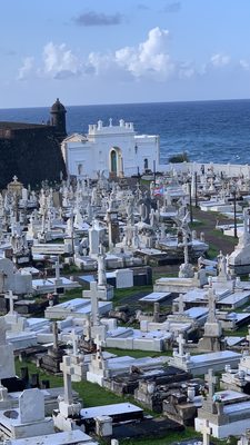 Cementerio Santa María Magdalena de Pazzis by null